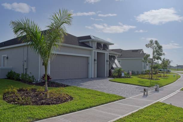 Best Driveway Paving Contractor  in Valley City, ND